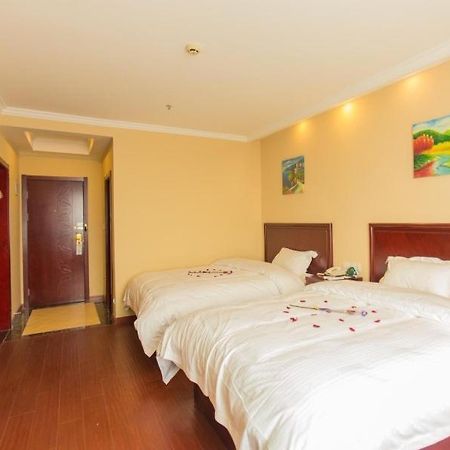 Greentree Inn Taizhou New District Hospital Of People' S Hospital Mingliu Express Hotel מראה חיצוני תמונה
