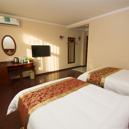 Greentree Inn Taizhou New District Hospital Of People' S Hospital Mingliu Express Hotel מראה חיצוני תמונה